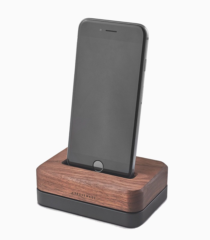 Iphone dock 1