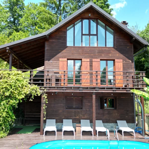 FeelGood dron sprijeda